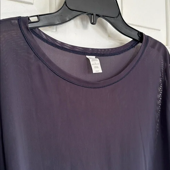 Athleta grey shear top size large - Picture 2 of 4